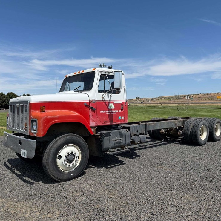 1989 INTERNATIONAL S2500