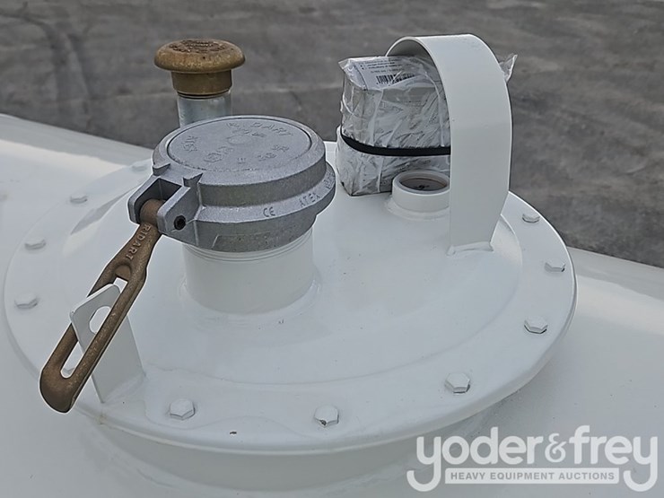unused-2026-am---tank-1000-image-11