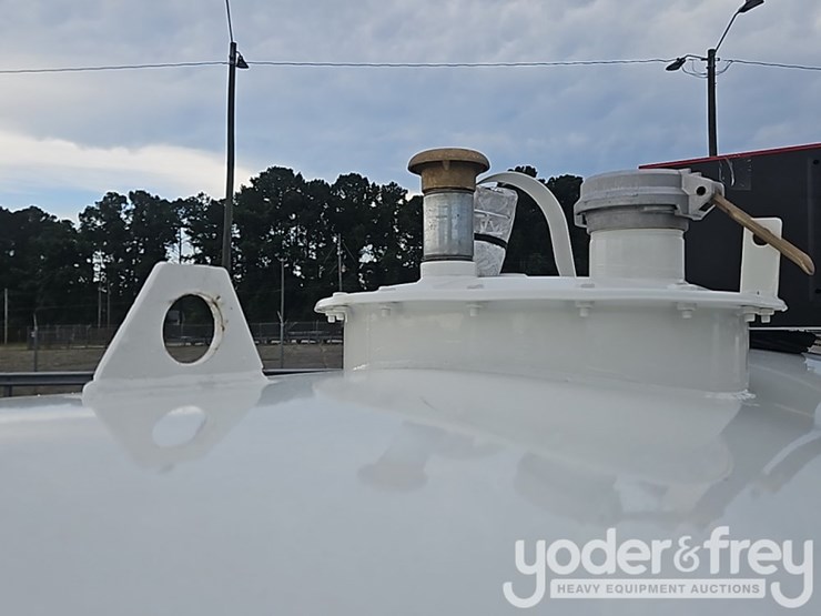 unused-2026-am---tank-1000-image-12