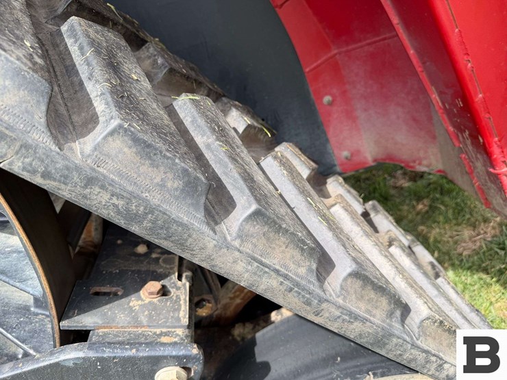2015-case-ih-steiger-420-rowtrac-image-21