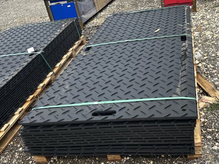 #118-•-(15)-ground-protection-mats---4'-x-8'-x-0.5"-image-2