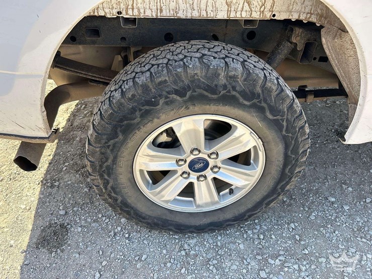 2019-ford-f150-image-24