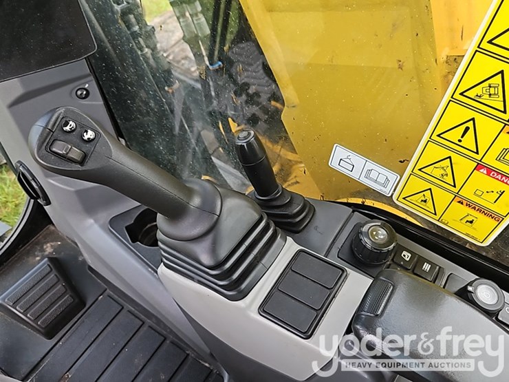 2023-caterpillar-310-image-33