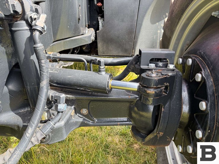 2017-case-ih-magnum-250-cvt-image-32