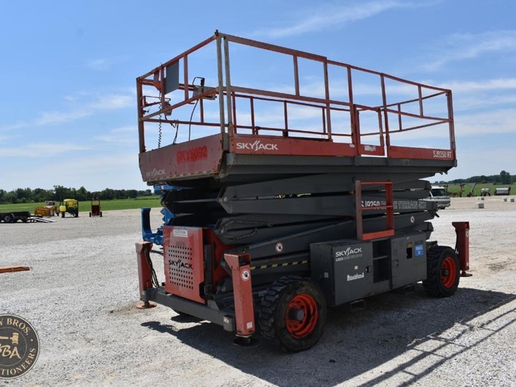 skyjack-sj9250rt-image-13