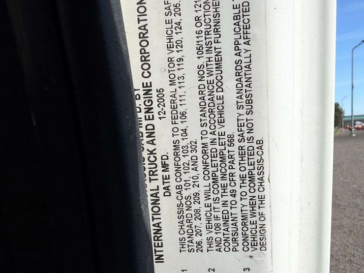 2006-international-durastar-4200-image-49
