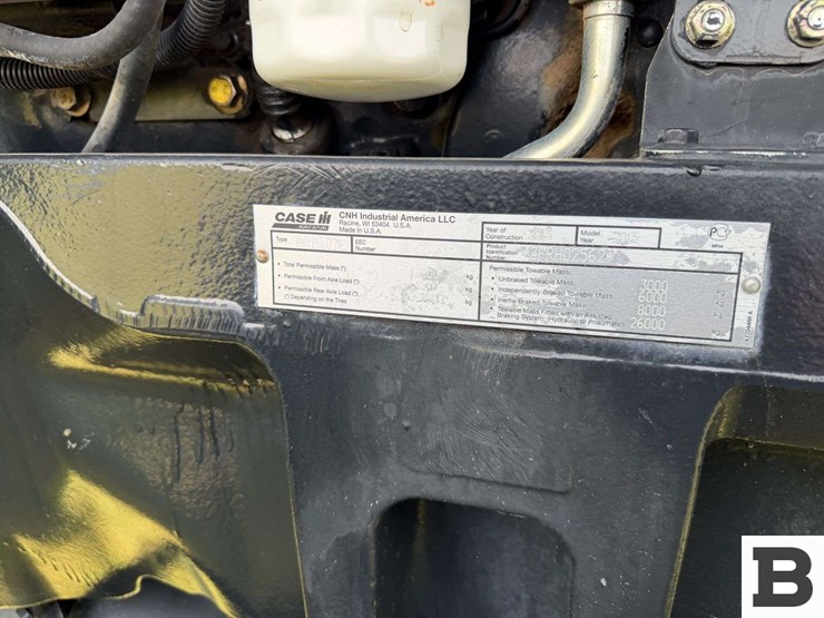 2015-case-ih-magnum-180-image-57