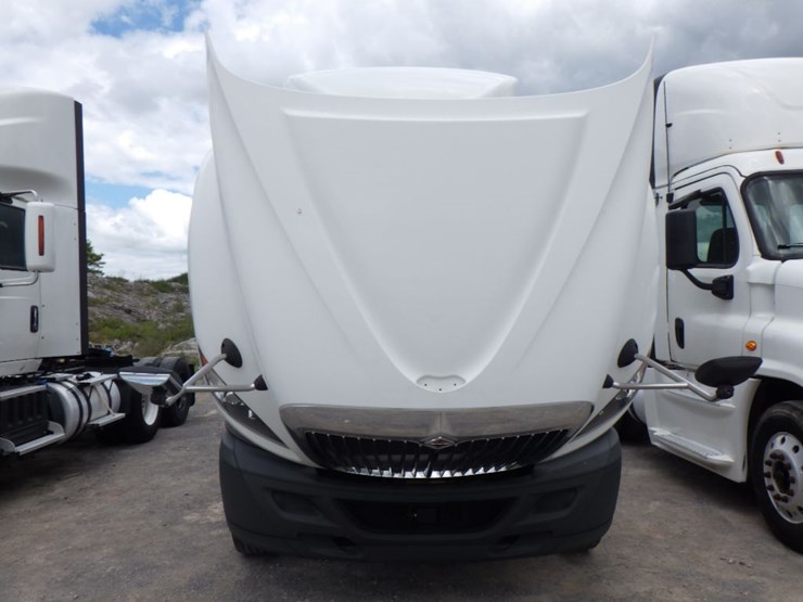 2016-international-prostar-image-22