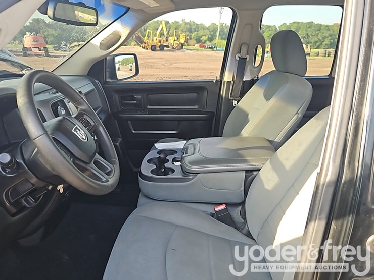 2013-dodge-1500-image-22