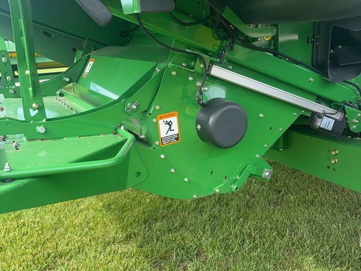 2013-john-deere-s670-image-19