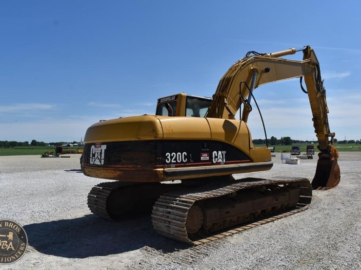 2005-caterpillar-320cl-image-11