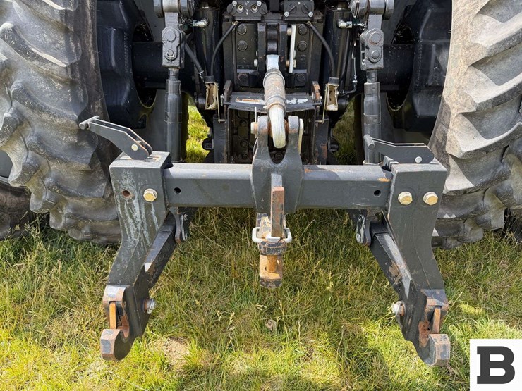 2017-case-ih-magnum-250-cvt-image-60