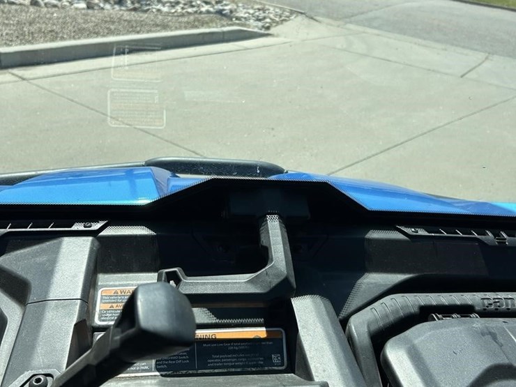 2021-can-am-defender-limited-cab-hd10-image-21