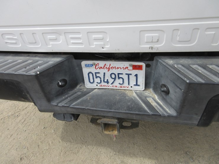 2014-ford-f250-xl-image-18