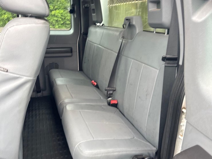 2016-ford-f550-xl-image-27