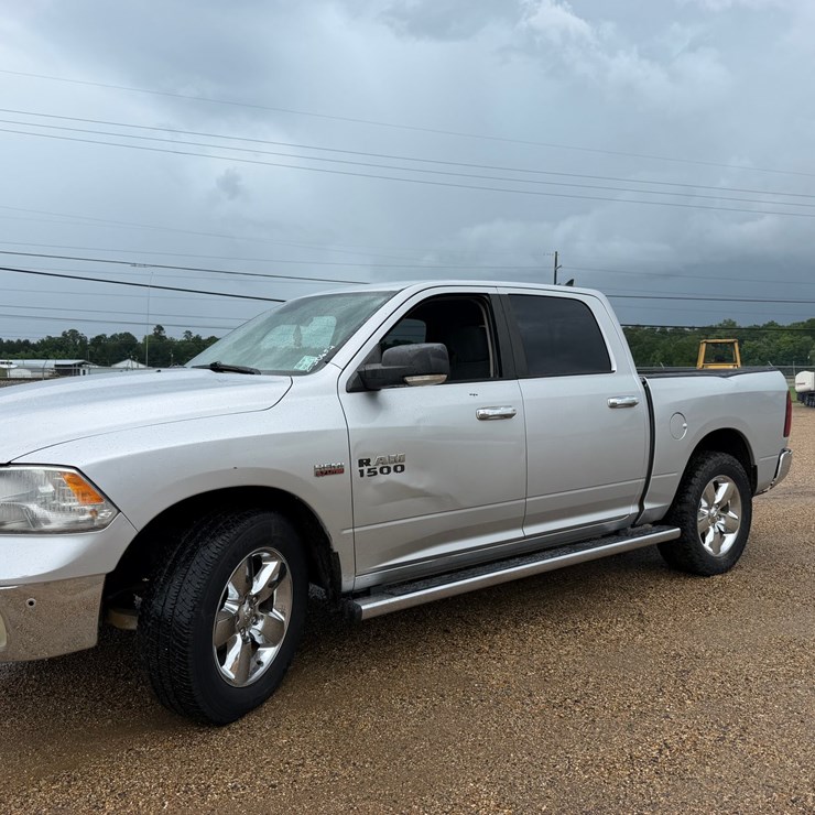 2015 DODGE RAM 1500