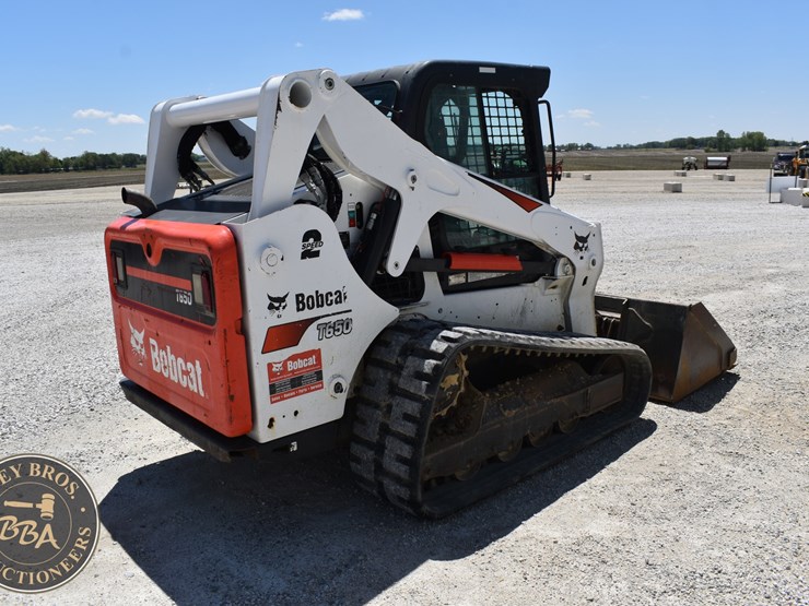 2020-bobcat-t650-image-35