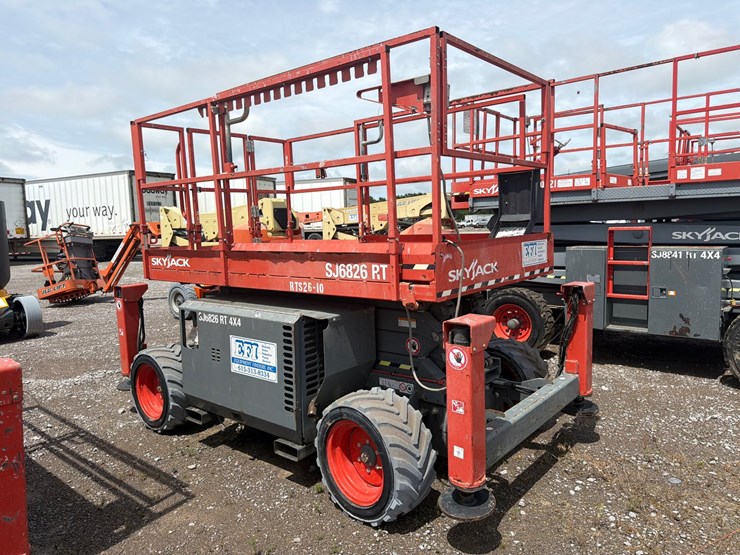 skyjack-sj6826rt-image-3