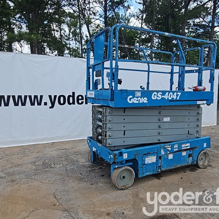 2016 GENIE GS4047