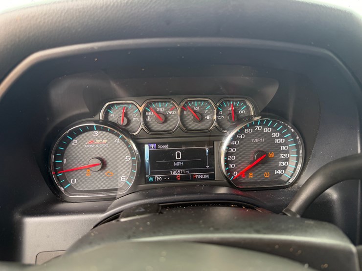 #30654-•-2015-chevrolet-silverado-z71-image-9