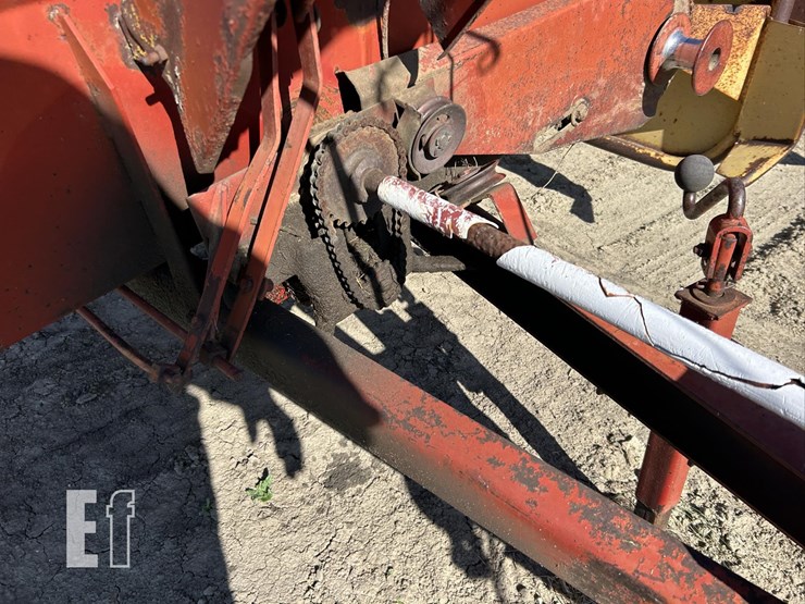 new-holland-1000-image-20