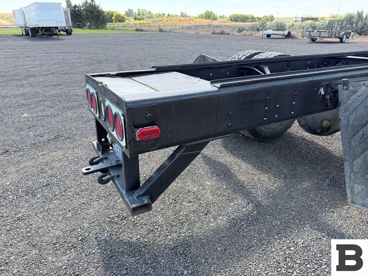 2006-international-durastar-4200-image-26
