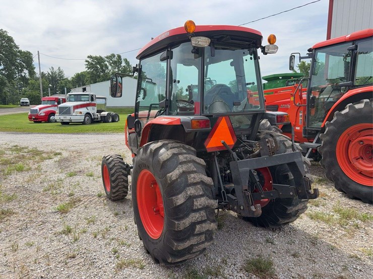 2010-kubota-l5740-image-28