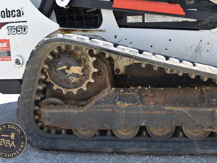 2020-bobcat-t650-image-47