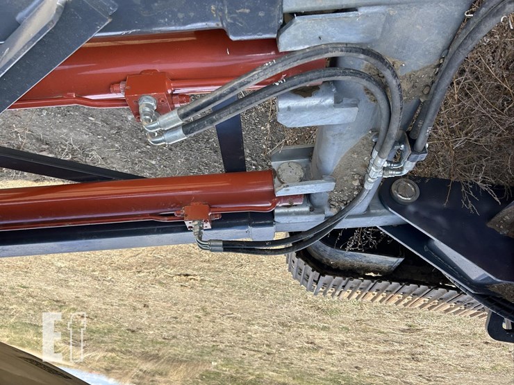 2019-superior-f42x75-image-11