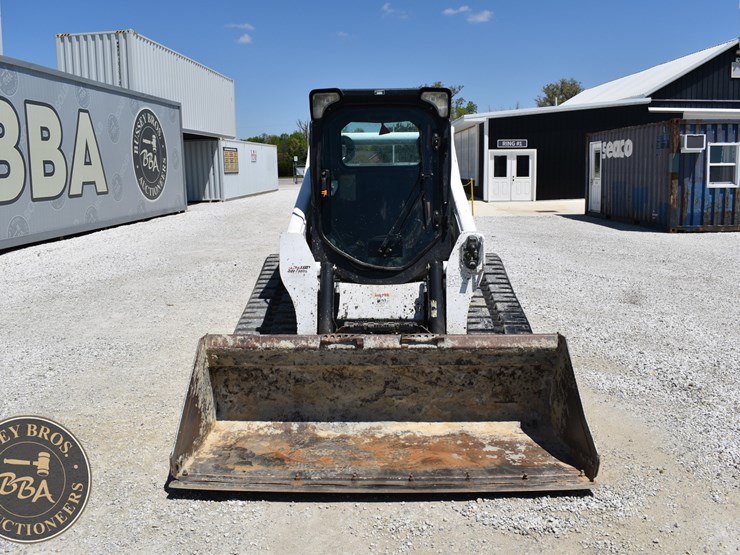 2020-bobcat-t650-image-8