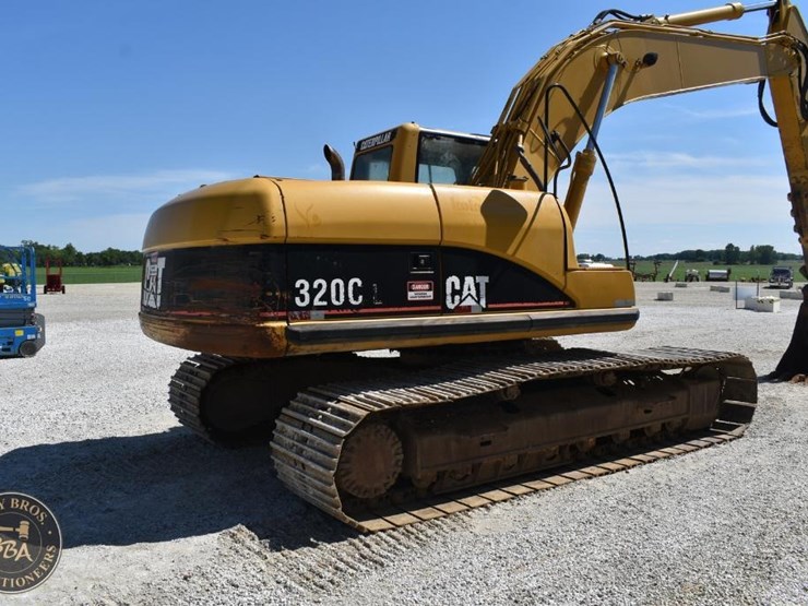 2005-caterpillar-320cl-image-12