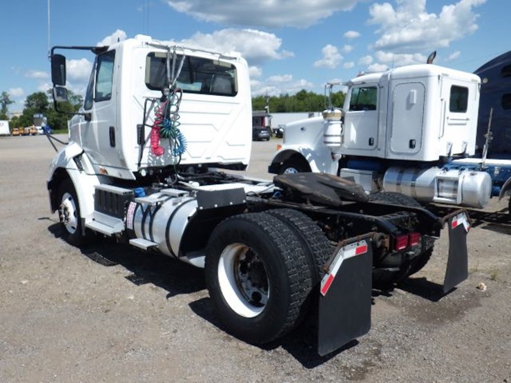 2018-international-prostar-image-9