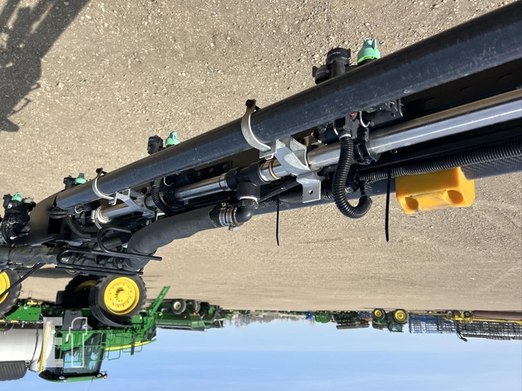 2020-john-deere-r4045-image-84
