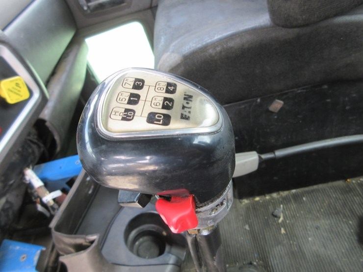 2015-kenworth-t800-image-11