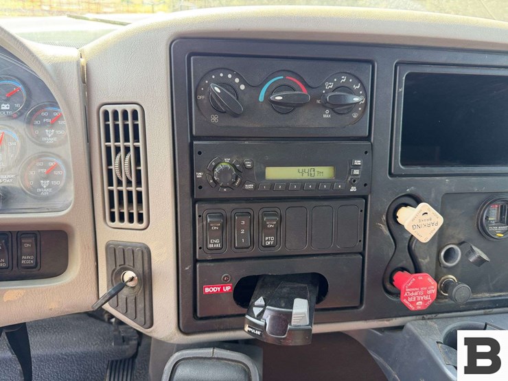 2009-international-workstar-7500-image-49