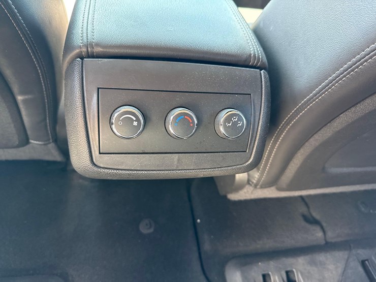 2017-buick-enclave-image-11