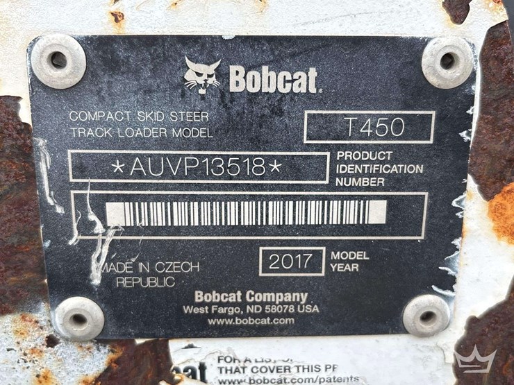compact-track-loader-skid-steer-image-5