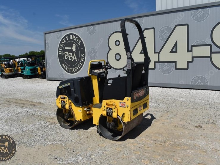 2017-bomag-bw900-50-image-5