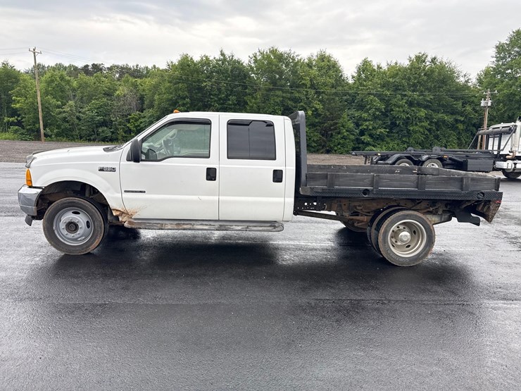 2001-ford-f550-image-2