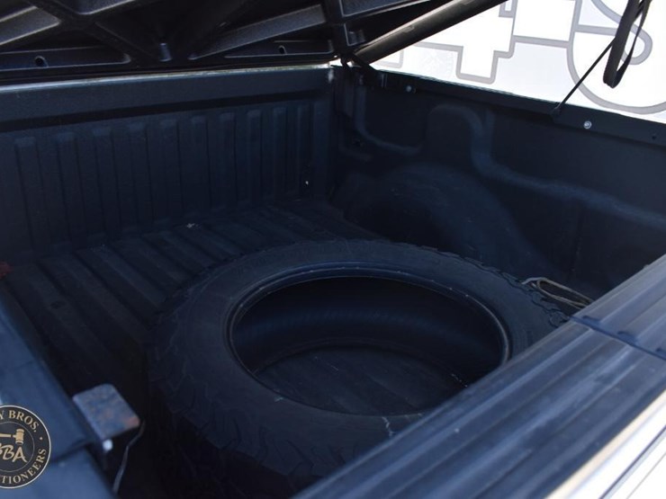 2013-ford-f150-platinum-image-19