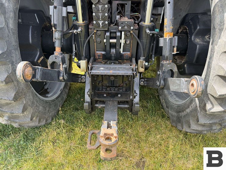 2012-case-ih-magnum-340-image-37