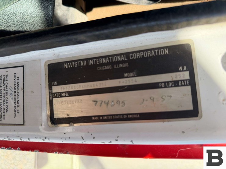 1987-international-s2500-image-57