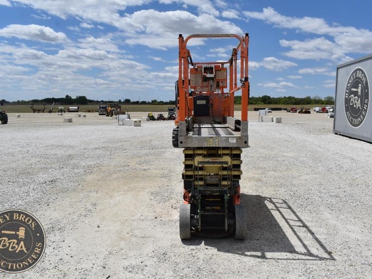 2006-jlg-2630es-image-4