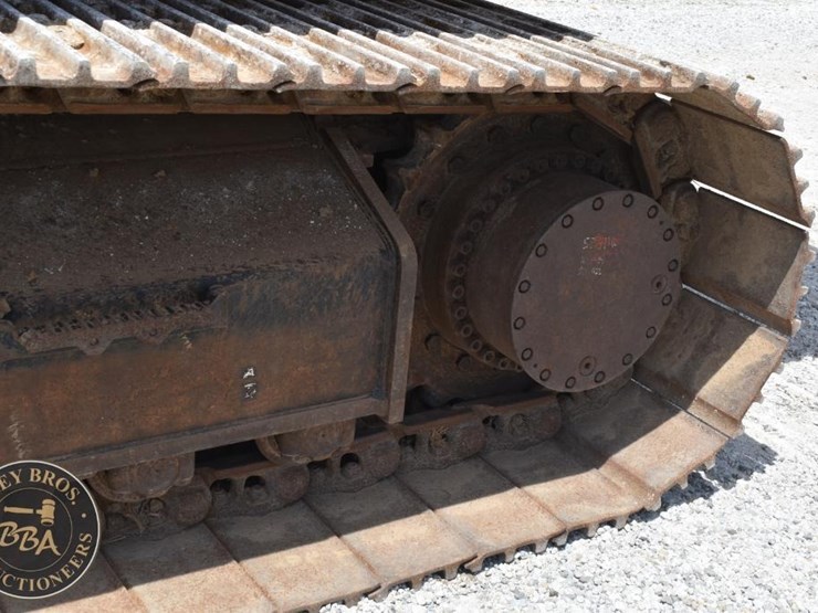 2019-caterpillar-336-image-32