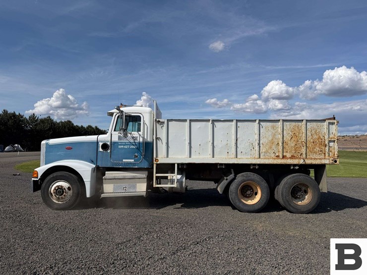 1990-peterbilt-377-image-2