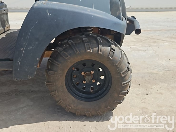 2018-club-car-carryall-1700-image-11