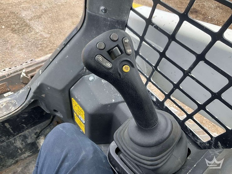 2023-bobcat-t62-image-11