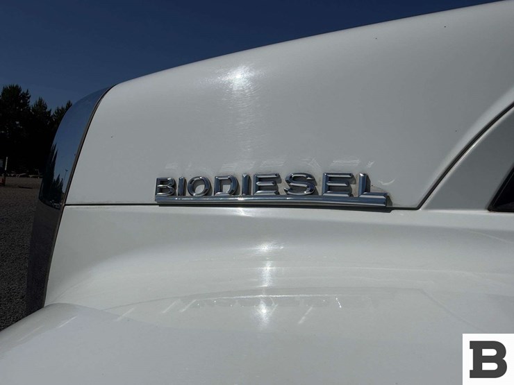 2009-international-workstar-7500-image-14