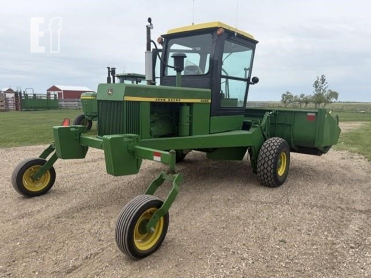 john-deere-2420-image-23