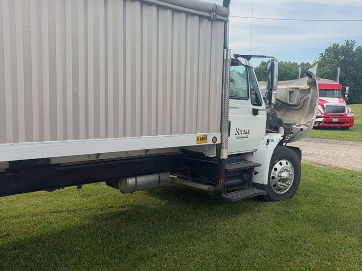 2003-international-durastar-4400-image-45